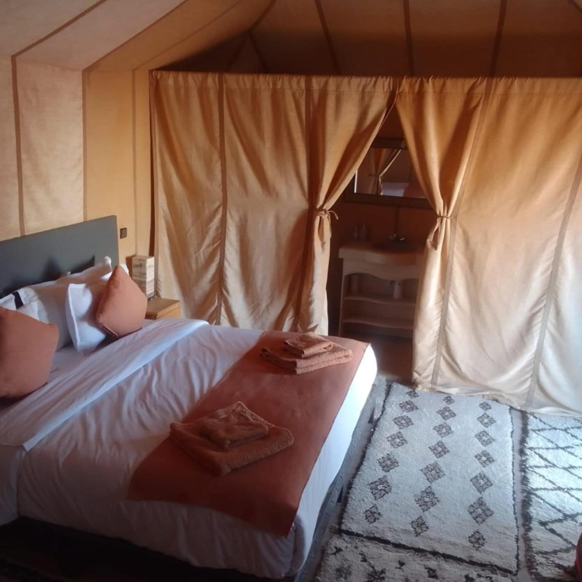 Erg Chebbi Romantic Desert Camp 메르주가 외부 사진