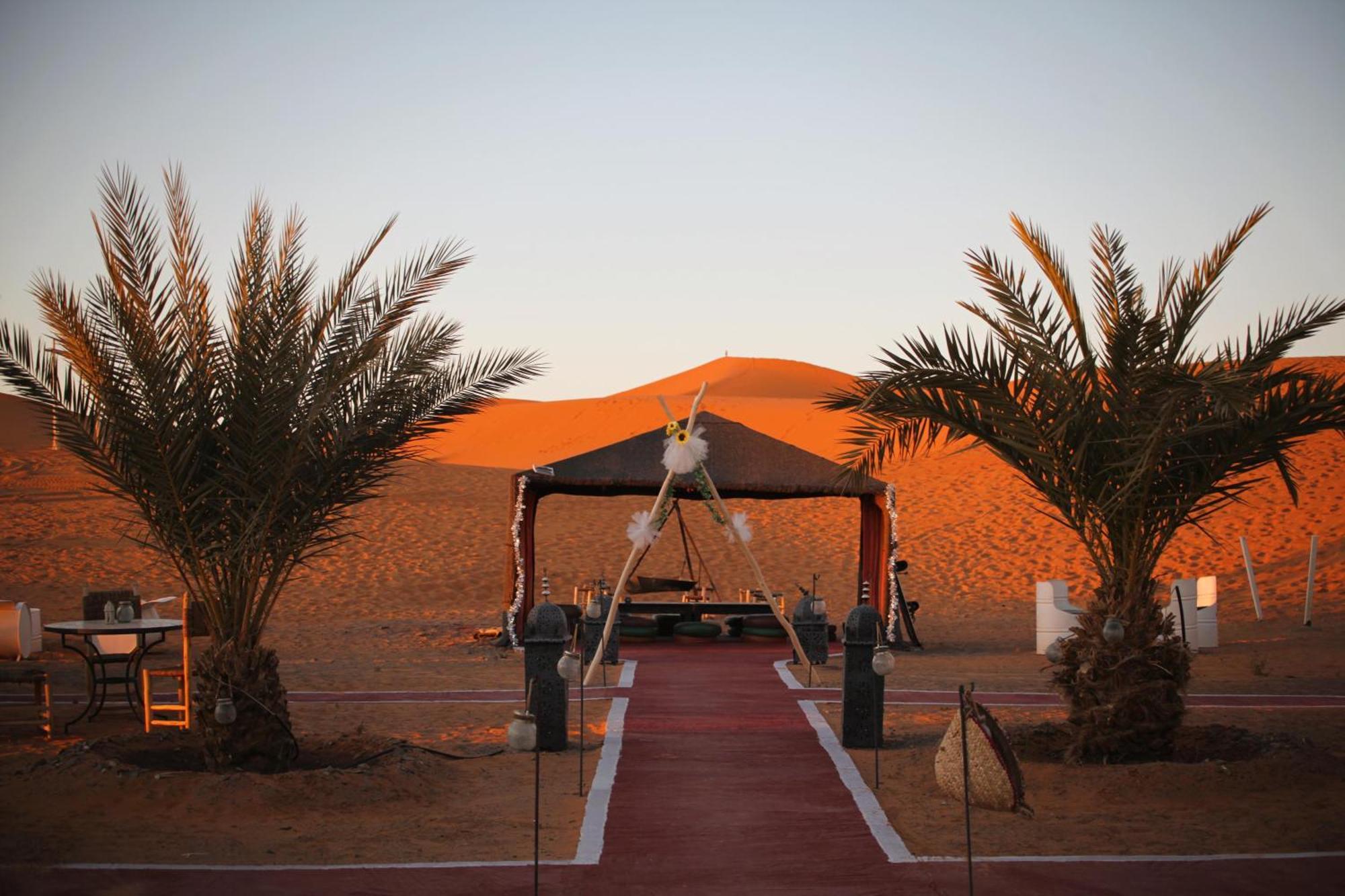 Erg Chebbi Romantic Desert Camp 메르주가 외부 사진